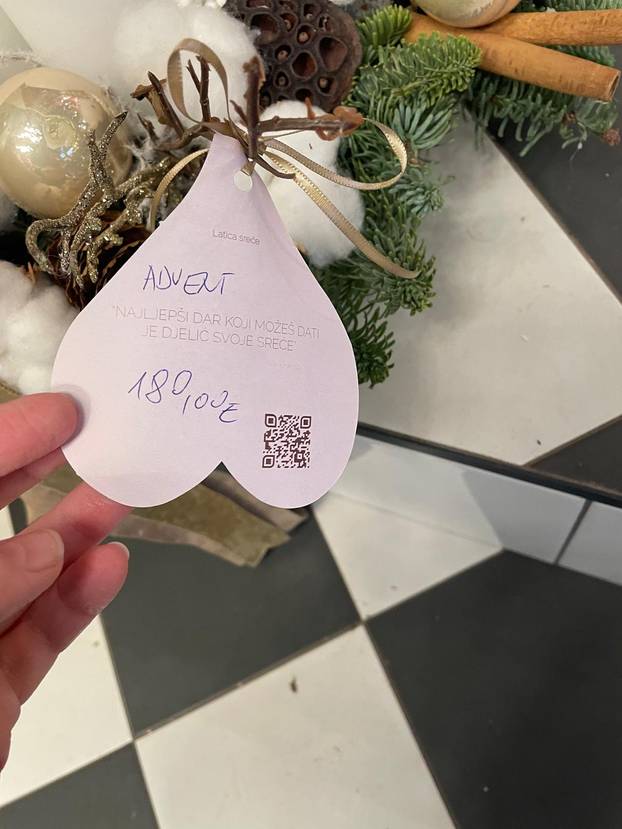 FOTO Pogledajte kakvih sve vjenčića ima po Zagrebu, neki 'dizajnerski' dođu i 400 eura