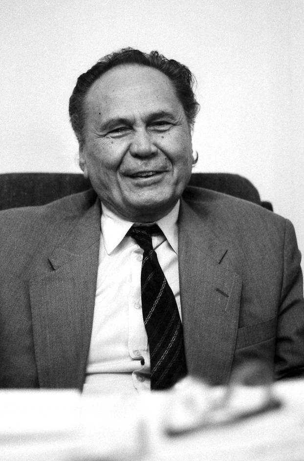 Zagreb: Josip Manolić, portret, 16.07.1992.