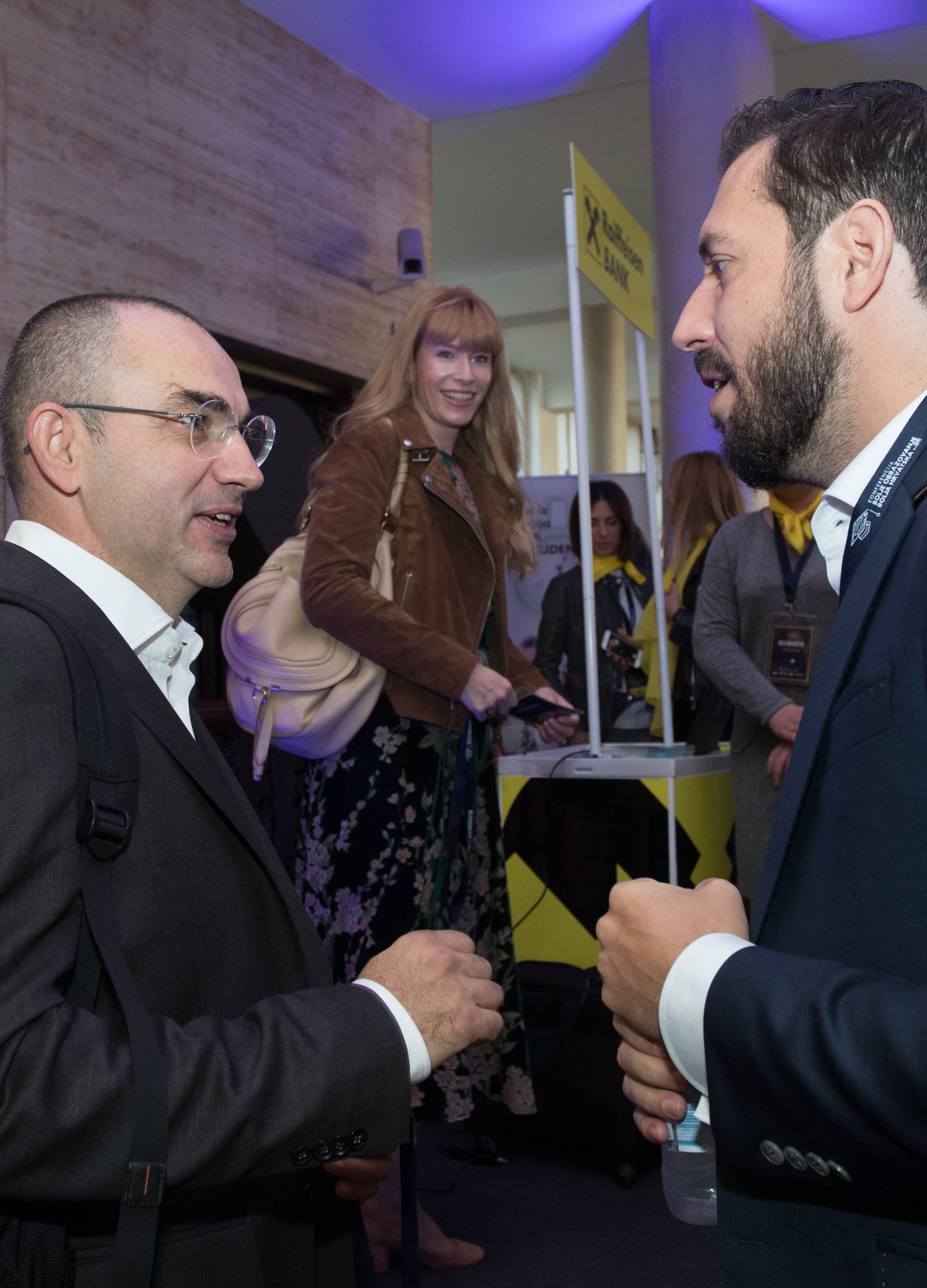 'Kako ćete motivirati učitelje kad rade za tako male plaće?'