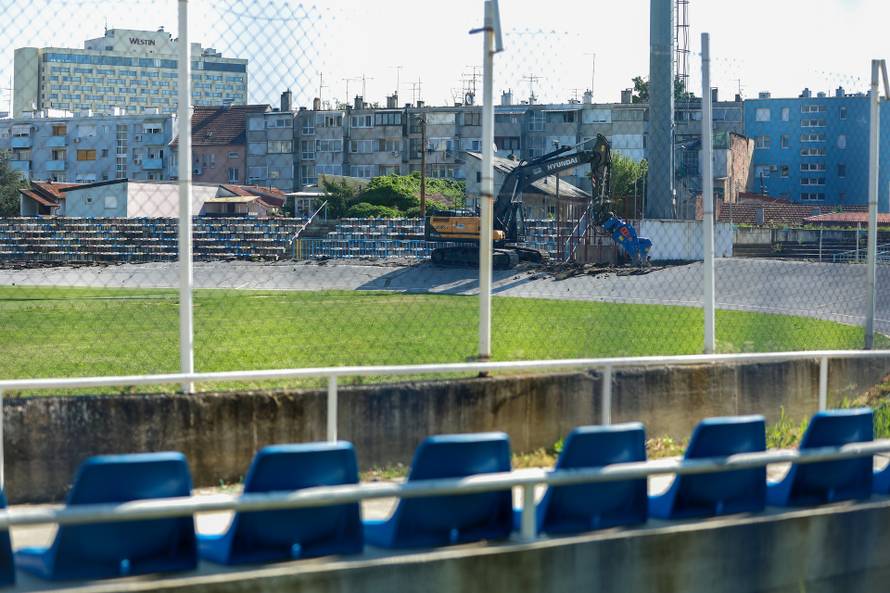 Bageri ušli na Kranjčevićevu, počela je rekonstrukcija legendarnog zagrebačkog stadiona