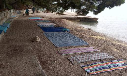 Srpkinja objavila fotku s plaže u Hrvatskoj, ručnicima rezerviraju mjesto: 'Je li i vama ovo jadno?