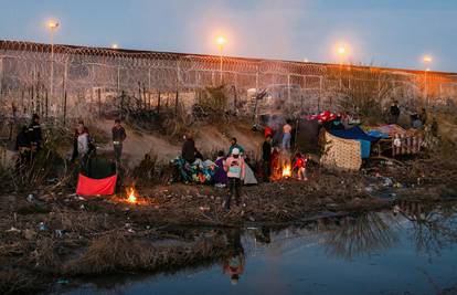 Meksiko neće prihvatiti deportacije iz Teksasa, zakon naziva 'dehumanizirajućim'