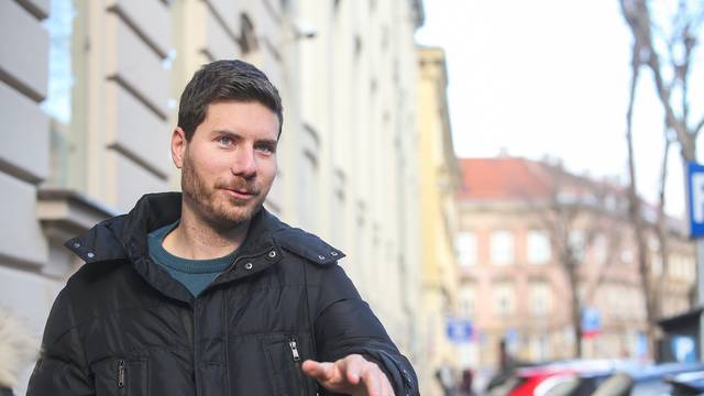 Zagreb: Ivan Pernar zbog prijave za nadrilijeÄniÅ¡tvo doÅ¡ao je dati iskaz u DORH