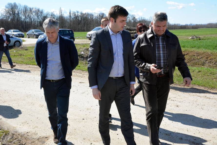 Duspara: Kasni nalaz vode, što krijete? Ćorić: Destruktivni ste