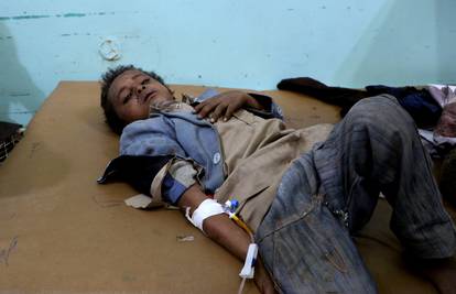 U zračnom napadu na Jemen poginulo 43, ozlijeđeno je 61