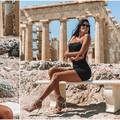Sve za dobru fotku: U štiklama je šetala po kamenju u Grčkoj