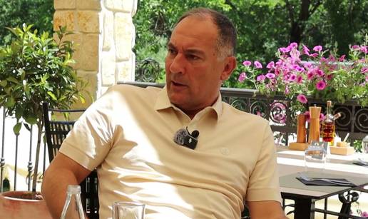 'Nemam namjeru ikad vi&scaron;e kro&ccaron;iti u Hajduk. Garcia je bio &scaron;esti i ima referencu voditi ga?!'