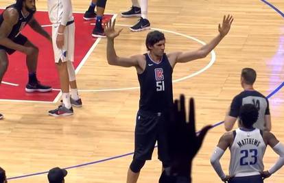 Najkraći debi u NBA povijesti: Srpski div igrao pet desetinki!