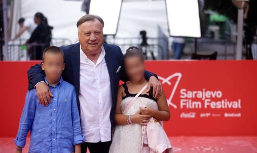 Halid poveo unuke na Sarajevo Film Festival, a za 24sata je otkrio: 'Sada sam deda heroj'