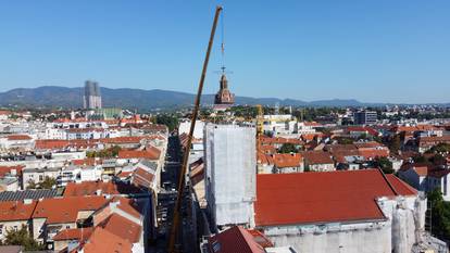 FOTO Pogledajte postavljanje obnovljene kupole tornja na baziliku u Palmotićevoj