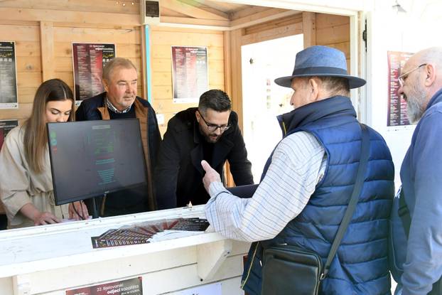 Na BOK kiosku na Korzu počela je prodaja ulaznica za 22. izdanje Bjelovarskih odjeka kazališta
