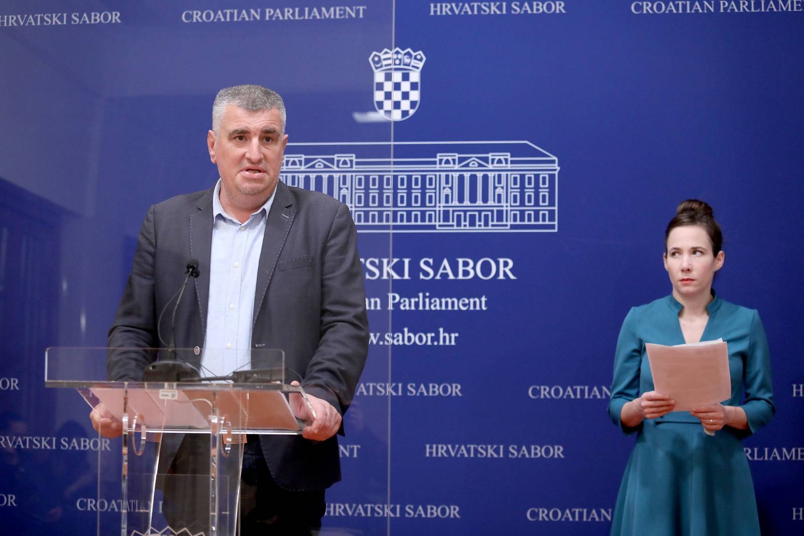 Zagreb: Marija Selak Raspudić i Miro Bulj na konferenciji za medije