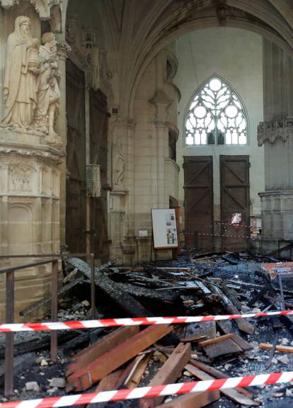 Fire at the Cathedral of Saint Pierre and Saint Paul in Nantes