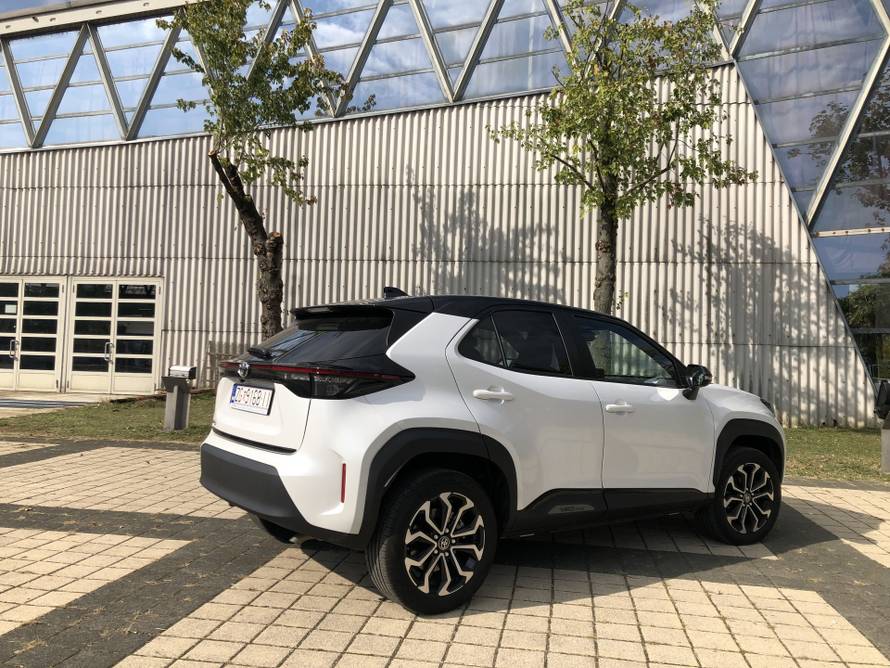 Toyotin najmanji SUV pažnju privlači izgledom, no ima još mnogo toga dobrog za ponuditi