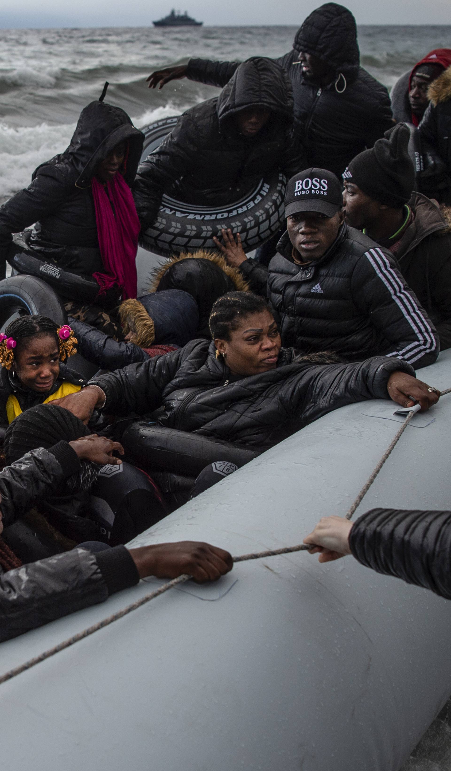 Migranti naviru prema Grčkoj, fotografije su neizmjerno tužne