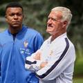 Mbappe emotivno Deschampsu: 'Dao si nam toliko toga, trebali smo ti prirediti ljep&scaron;i opro&scaron;taj...'