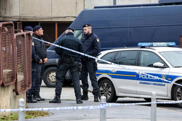 Zagreb: Započeo je očevid nebodera Vjesnik