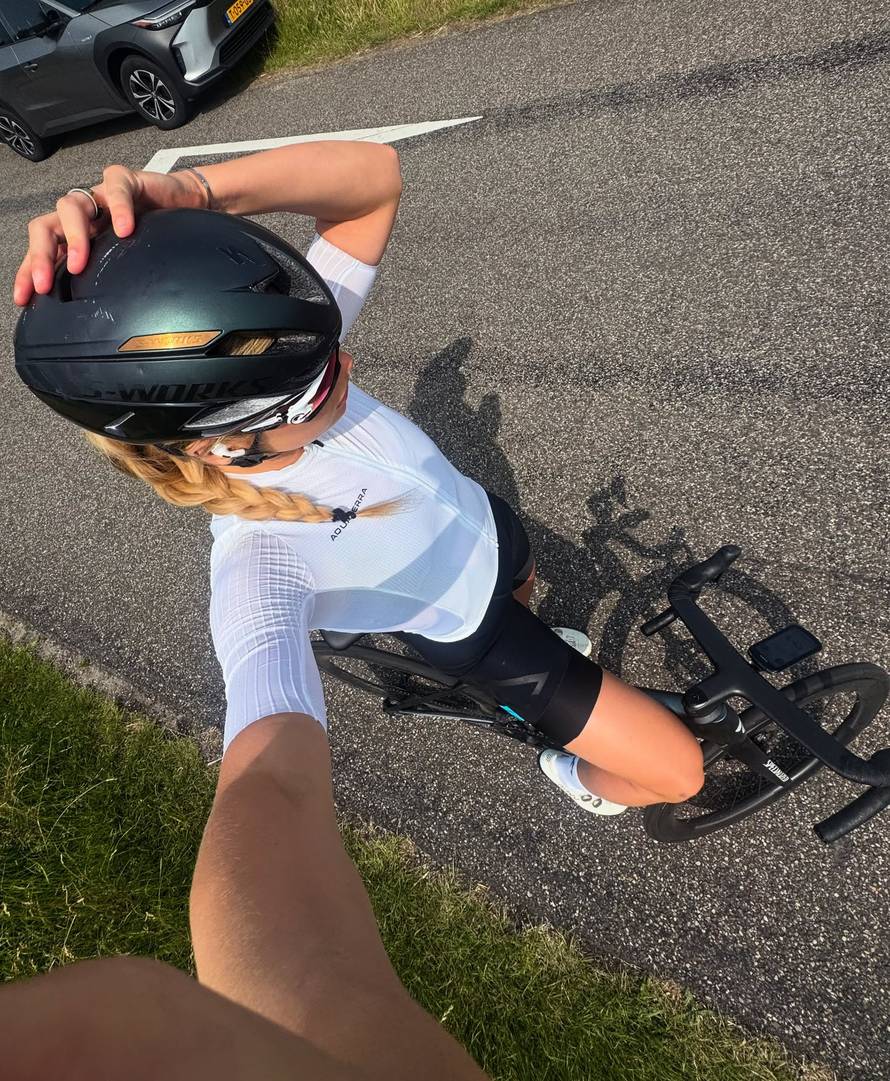 Tko je Jutta Leerdam? Zovu je najljepšom sportašicom svijeta