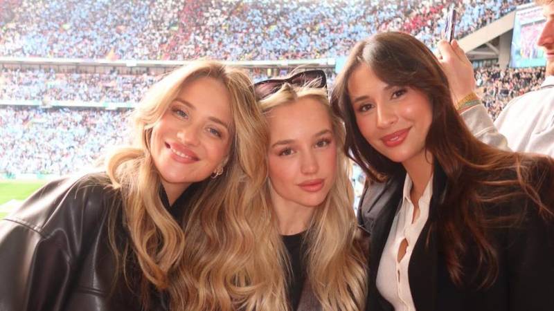 Sređene i nasmijane: Nova cura Joška Gvardiola i Izabel Kovačić pozirale zajedno na tribinama