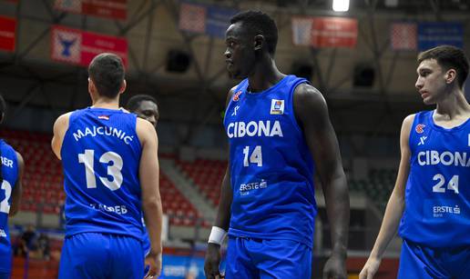 Cibona bez trenera i dvojice stranaca vodila +14 pa klonula. FMP-u pobjeda protiv 'vukova'