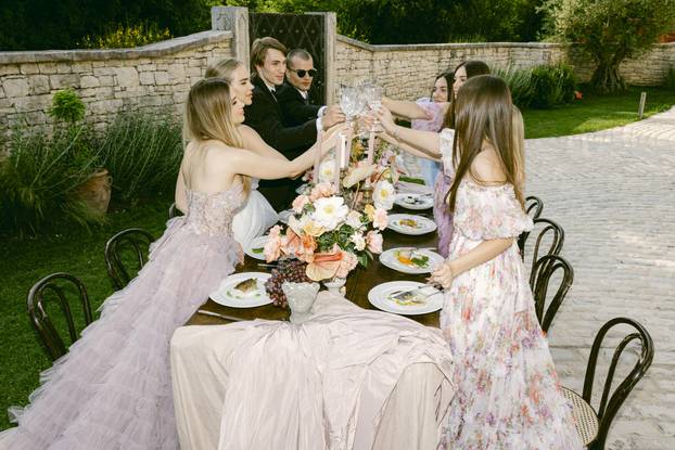 Predstavljeni novi trendovi: Evo kako će izgledati luksuzna vjenčanja za  2025. i 2026.