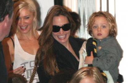 Angelina dovela djecu k Gwen da se igraju s njenim sinovima