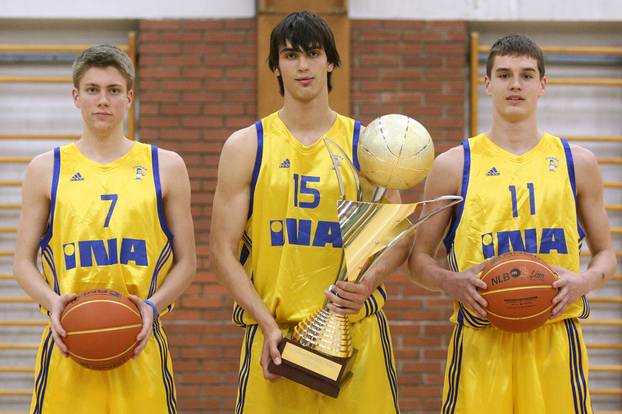 Zagreb: Dominik Mavra, Dario Šari? i Mario Hezonja, juniori KK Zagreb CO