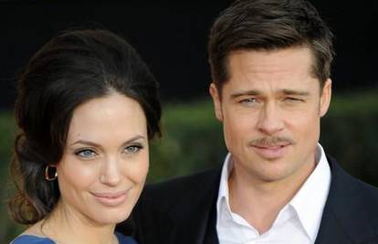Angelina Jolie podivljala jer je Brad Pitt tulumario 