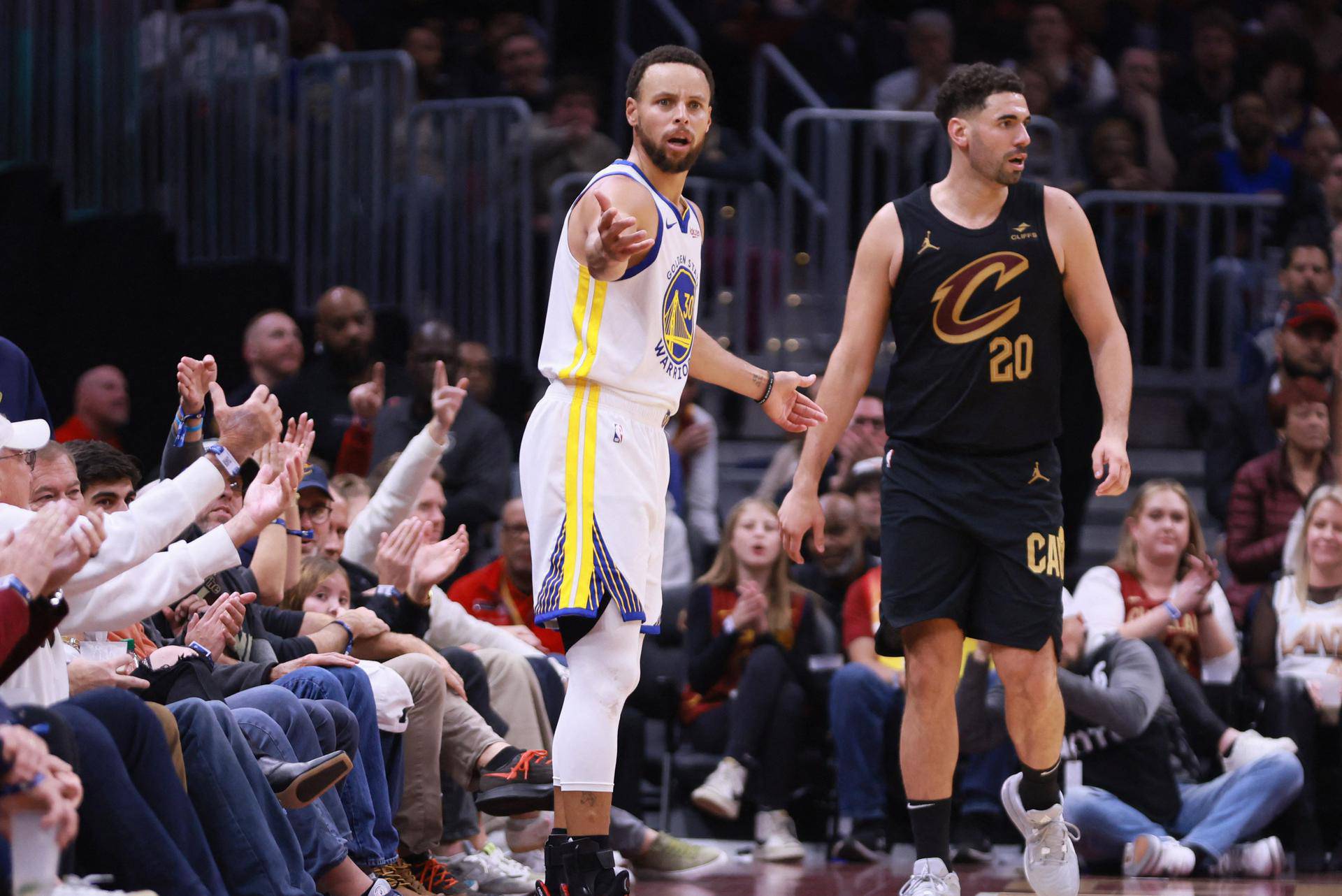 NBA: Golden State Warriors at Cleveland Cavaliers