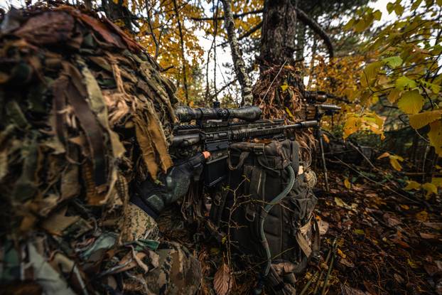 FOTO Pogledajte nove hrvatske snajperiste u akciji. Da prođu 50 metara potreban je jedan sat!
