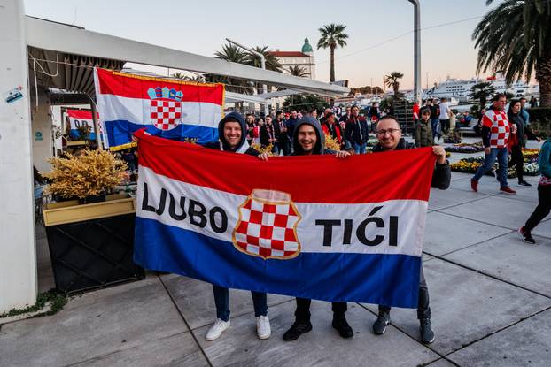 Split: Atmosefra na splitskoj rivi uoči početka utakmice UEFA Lige nacija Hrvatska - Francuska