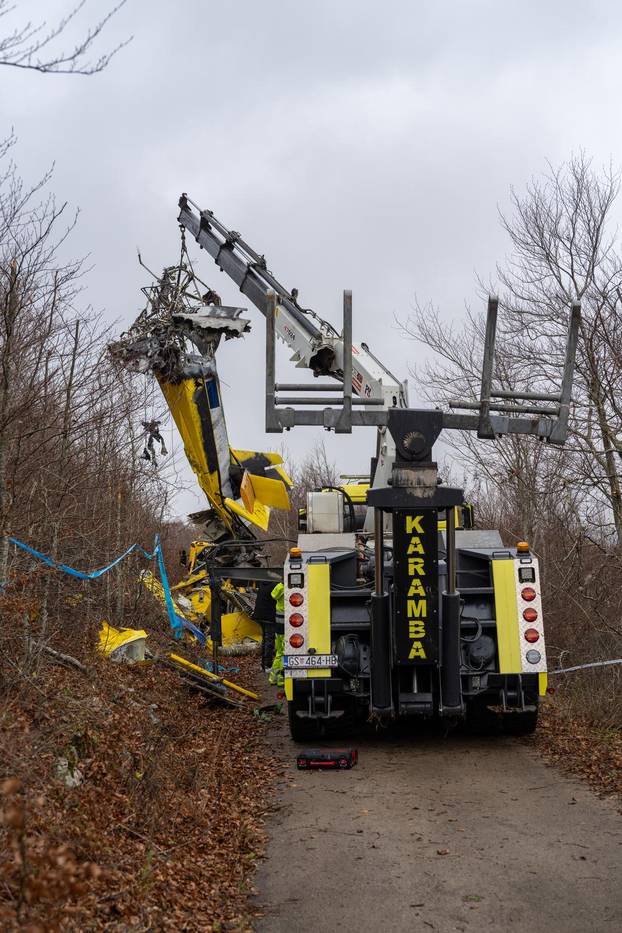 Počelo je uklanjanje turskog Airtractora koji je pao kod Senja