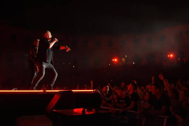 Pula: Prljavci napunili Arenu