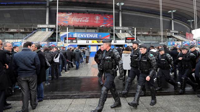 Football Soccer - France v Russia - International Friendly 