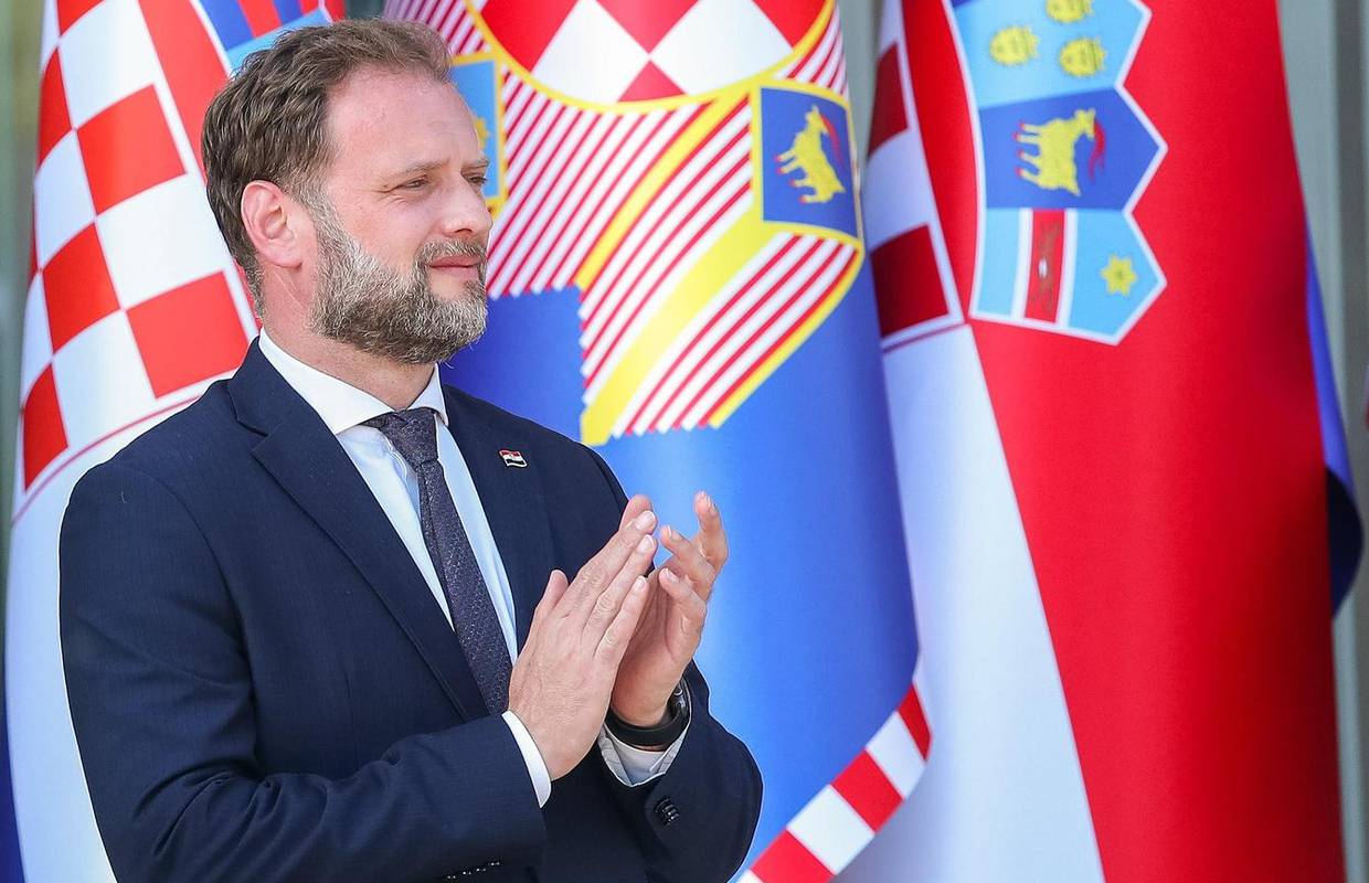 MORH se oglasio o Banožićevu stanu od 92 kvadrata: Kako ima pravo na naknadu i veliki stan?