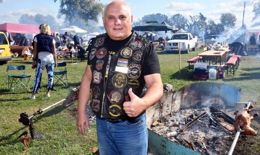 FOTO Zabranjena pečenkijada u Slavonskom Brodu! Evo kako je to izgledalo prošle godine