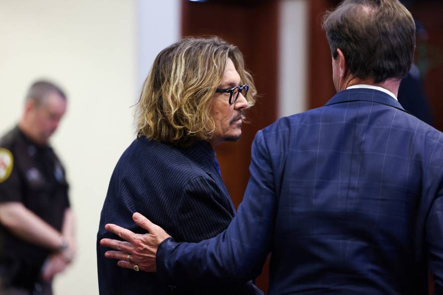 Johnny Depp svjedočio protiv bivše supruge: 'Svađali smo se, no nikad nisam udario Amber'