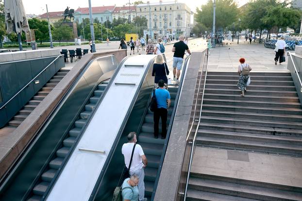 Zagreb: Pokretne stepenice kod Importane centra ponovno rade