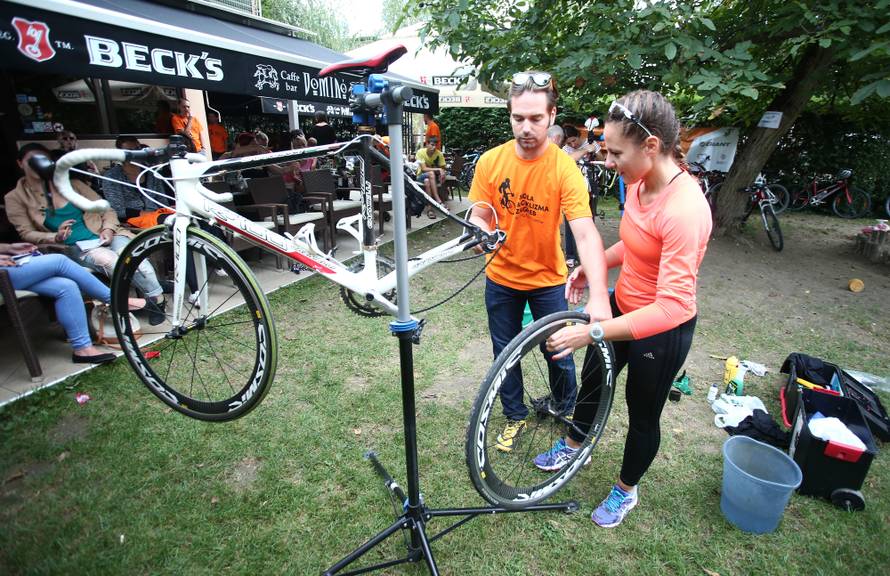 Čokoladica: Obavezna oprema za promjenu gume na biciklu