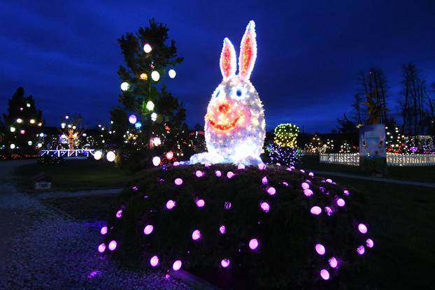Grabovnica: Imanje obitelji Salaj ponovno u blagdanskom ruhu, ovoga puta sa Uskršnjim motivima