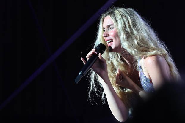 Šibenik: Joss Stone održala koncert na tvrðavi sv Mihovila