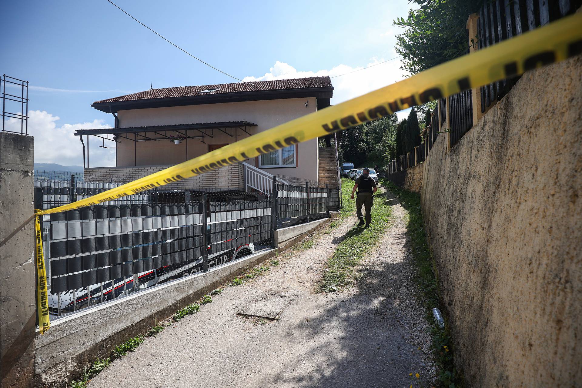 Sarajevo: Policijski očevid u kući gdje su pronađena tri tijela