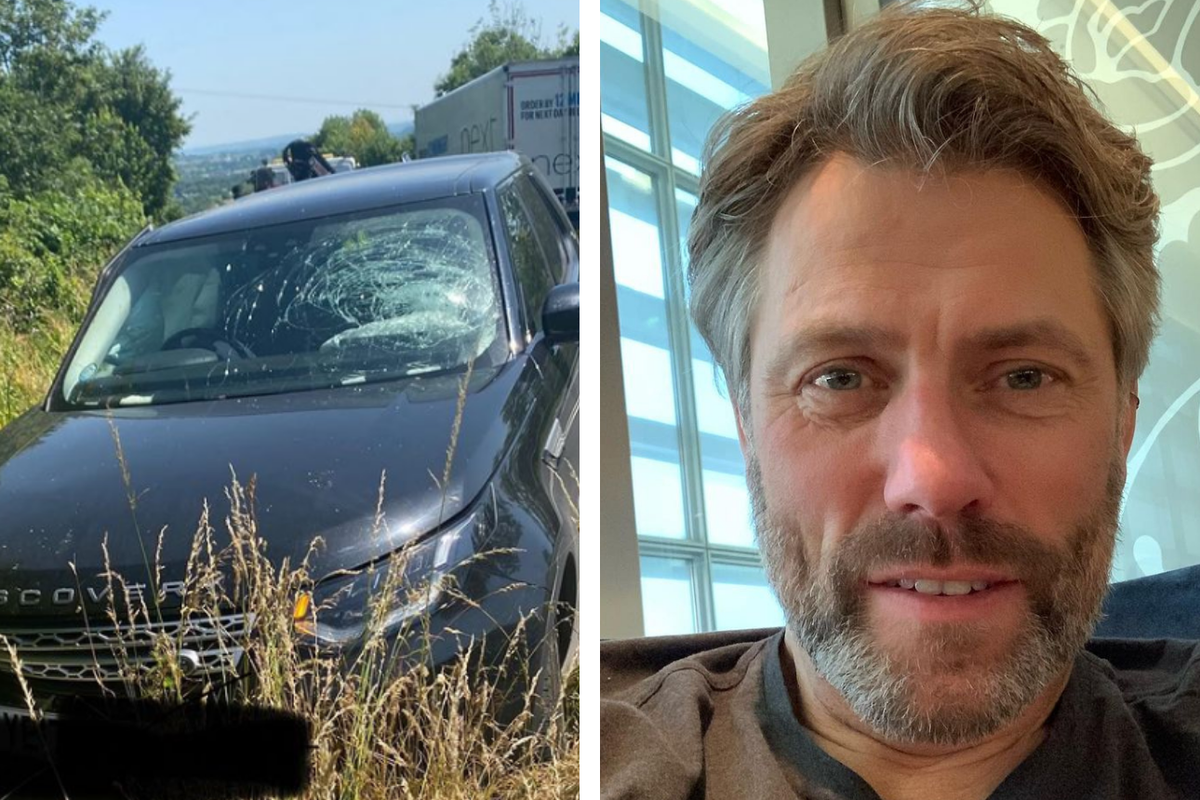 Komičar John Bishop sudjelovao je u prometnoj nesreći: 'On je skrenuo da ne lupi veliku kokoš'