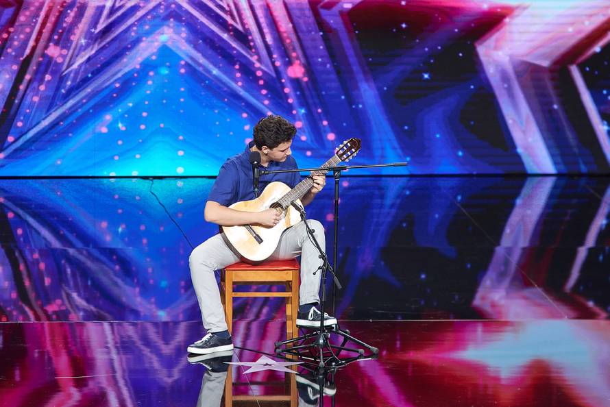 Peti zlatni gumb: Plesna grupa 'Dance Queen' ide u polufinale