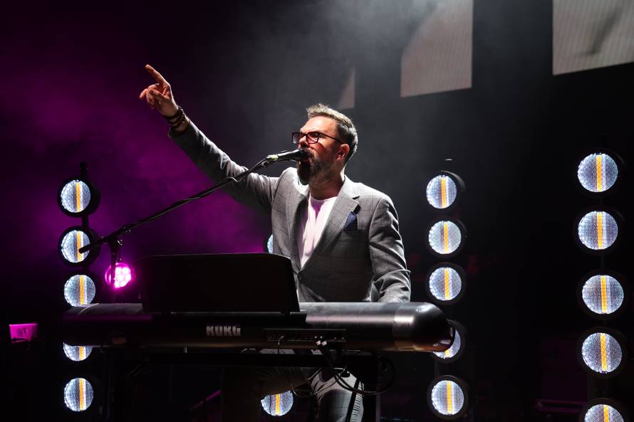 Frankfurt: Hrvatska noć u Suwag Energie Areni