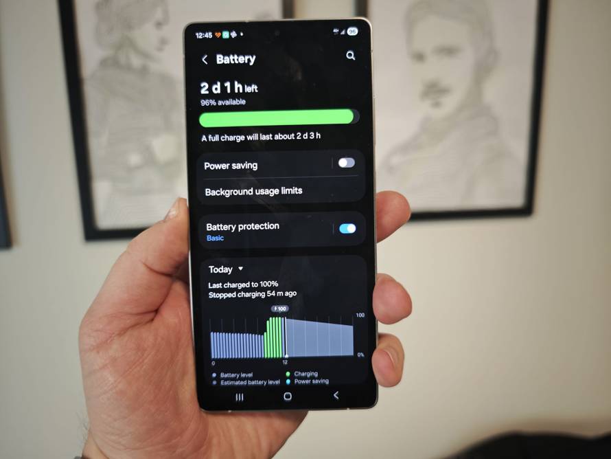 Godinu dana kasnije: Kakav je Samsung Galaxy S25 Ultra