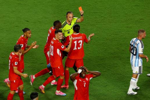 SP U&Zcaron;IVO &Scaron;vicarci ljutiti: Igrali smo protiv Argentine i sudaca! Englezi ve&cacute; pre&scaron;li 22.500 km
