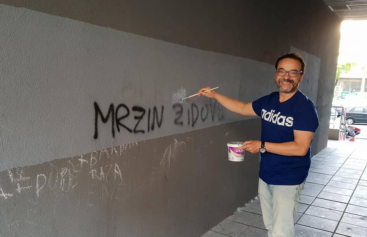 'Mrzim Židove': Splićanin sam kistom 'riješio' odvratni grafit