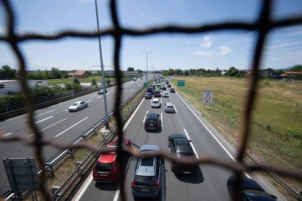 Zagreb: Gužve na naplatnoj postaji Lučko