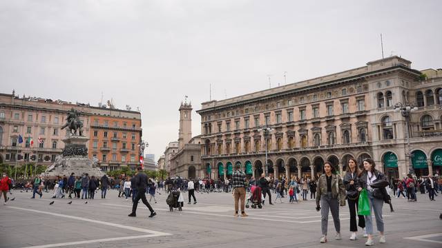 Milano - ekonomsko središte Italije, grad bankarstva, industrije i modnih kuća